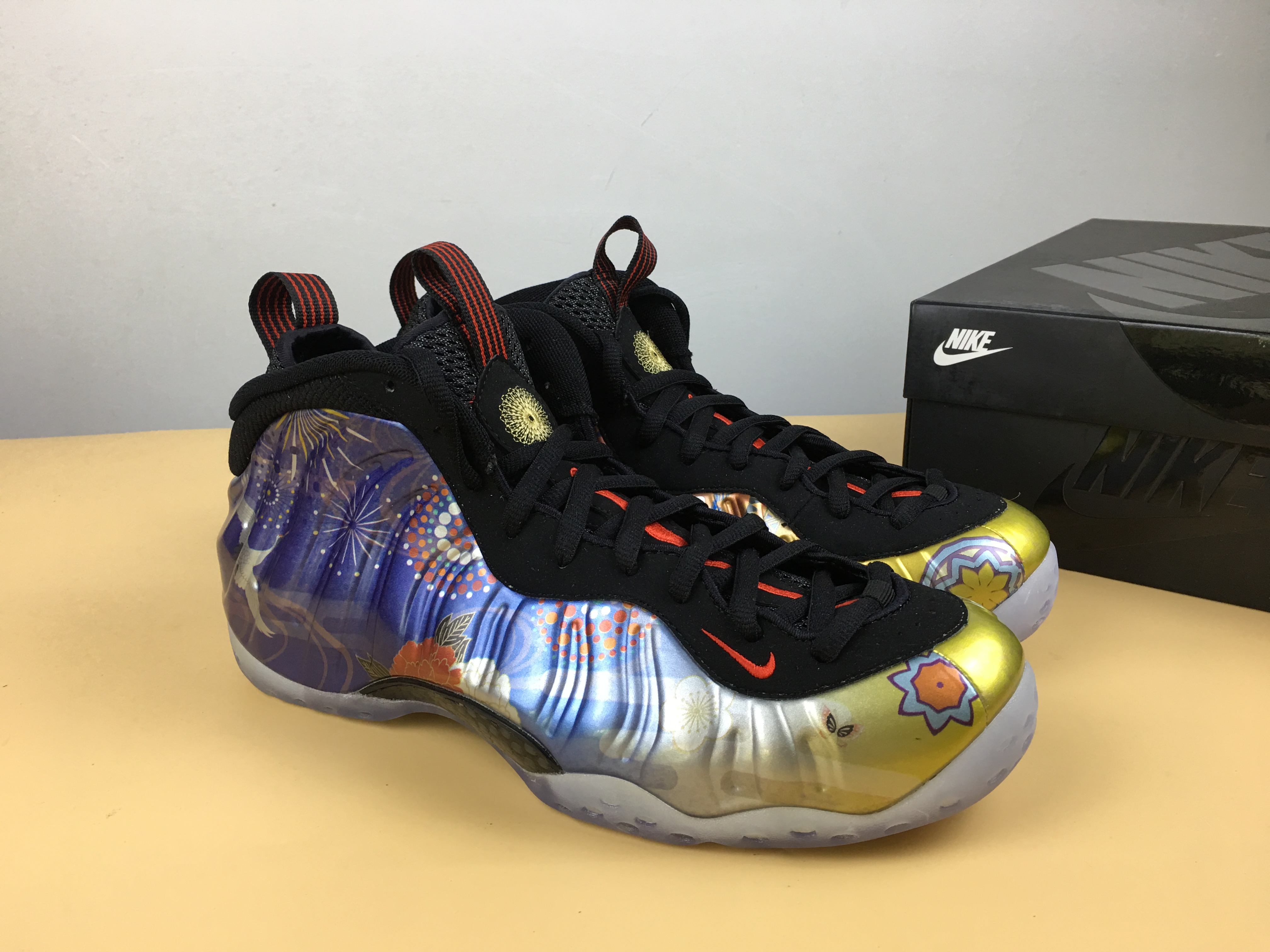 Nike Air Foamposite One QS LNY Shoes